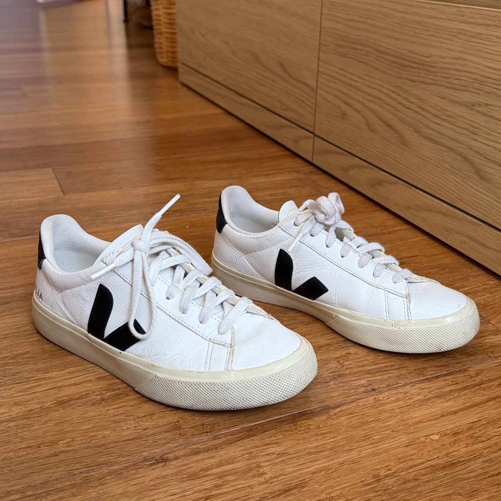 Veja Women's Campo Sneakers Black & White